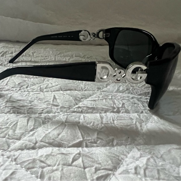 DOLCE & GABBANA Black Silver Signature Hardware Sunglasses 3006 501/87